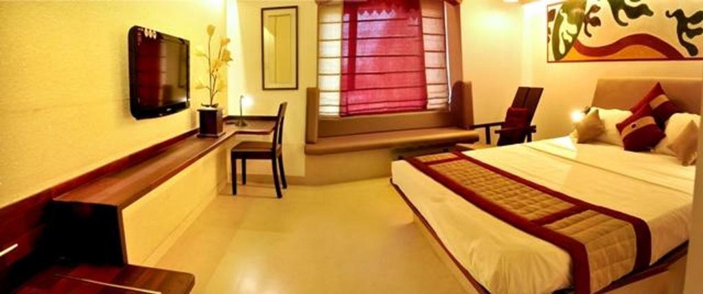 Bth Sarovaram Kochi Buitenkant foto