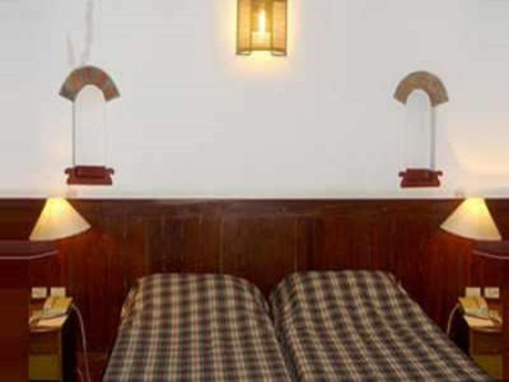 Bth Sarovaram Kochi Buitenkant foto