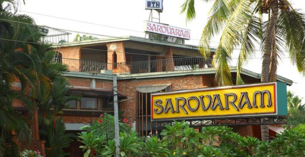 Bth Sarovaram Kochi Buitenkant foto