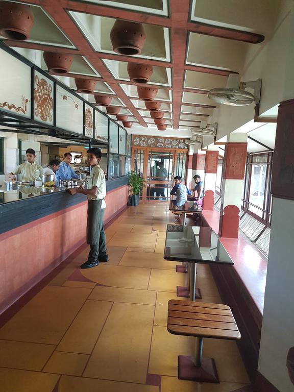 Bth Sarovaram Kochi Buitenkant foto