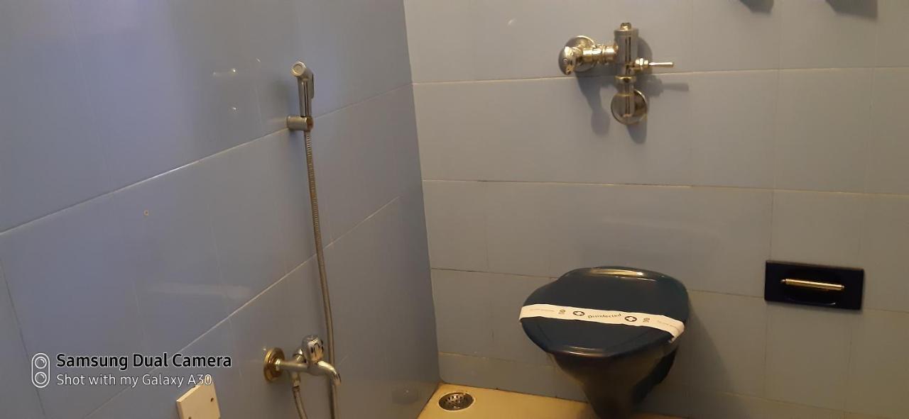 Bth Sarovaram Kochi Buitenkant foto